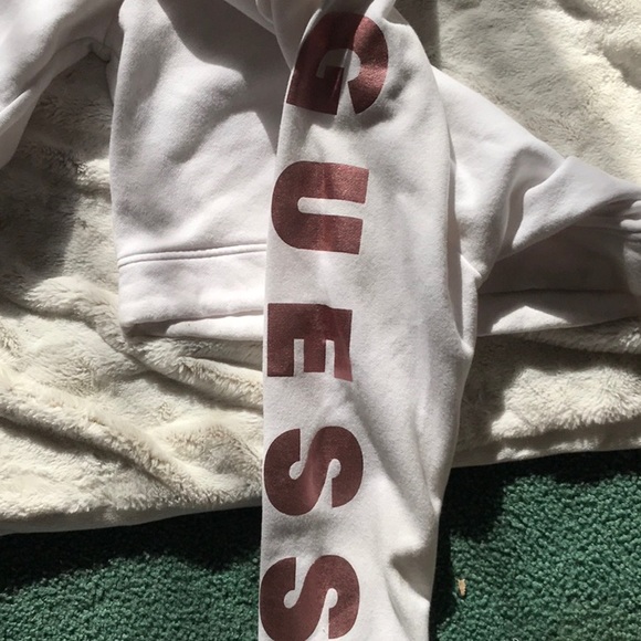 White cropped GUESS hoodie small - Picture 3 of 4